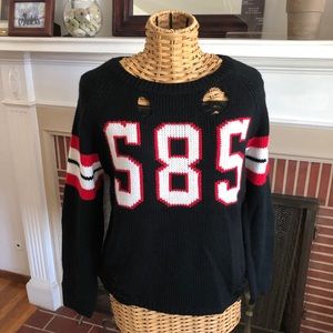 Everybody Talks 585 distressed sweater S/M
